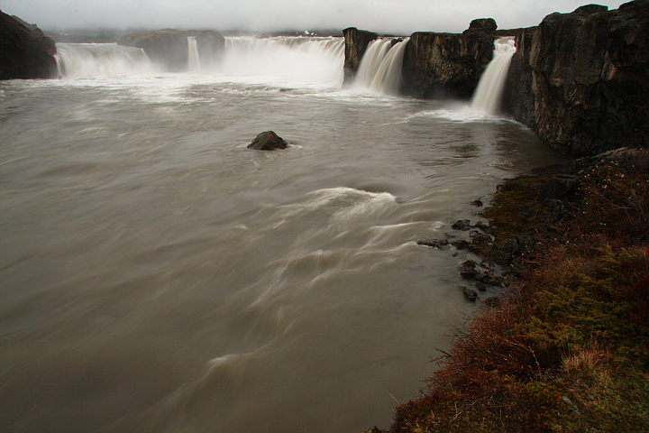 goðafoss (waterfall of the gods)